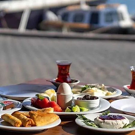 Cunda Taka Hotell
